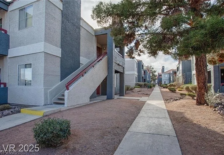 8600 W Charleston Blvd #1106 — Photo 11