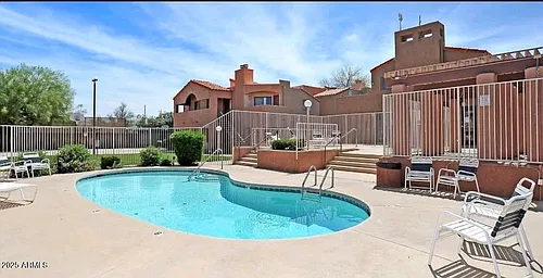 1745 E Glenn St #220 Photo 1