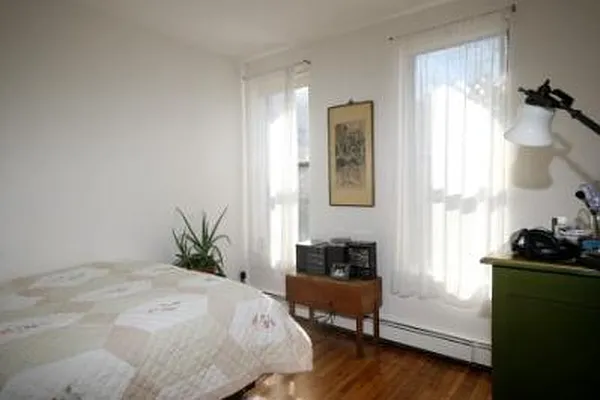 Rented by Corcoran | media 12