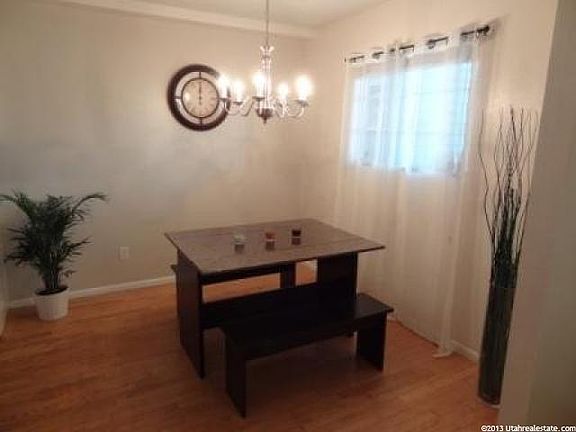 5th image of 1491 E Vineyard Ct