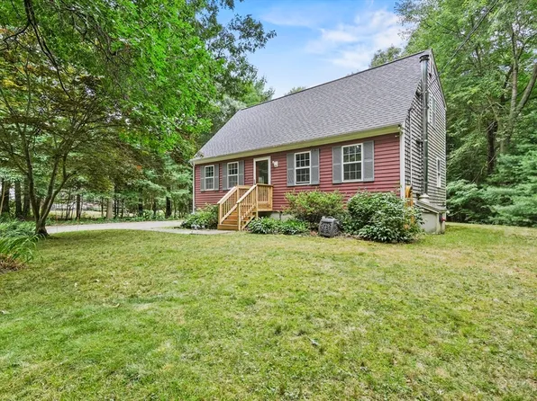 275 Locust St, Raynham, MA 02767