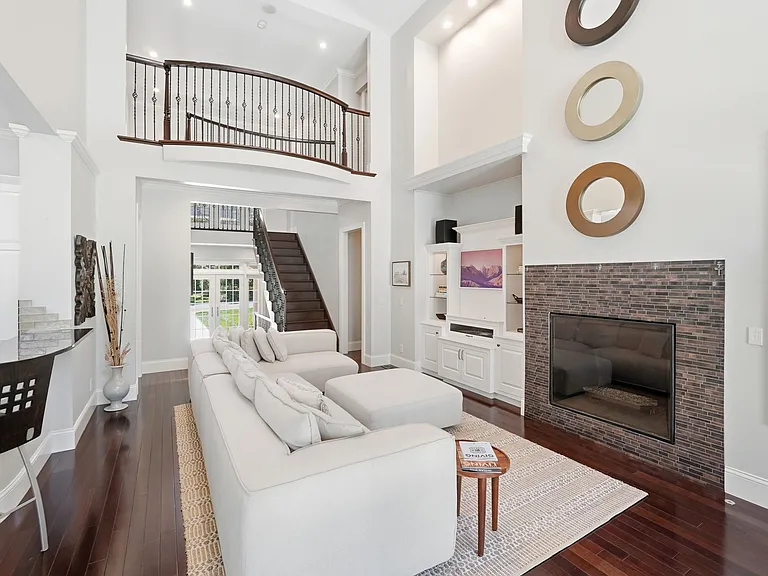 306 Harvard Ave — Photo 6