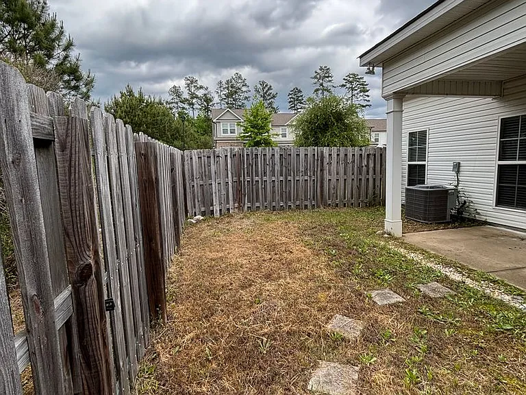 703 Buddy Ct — Photo 27