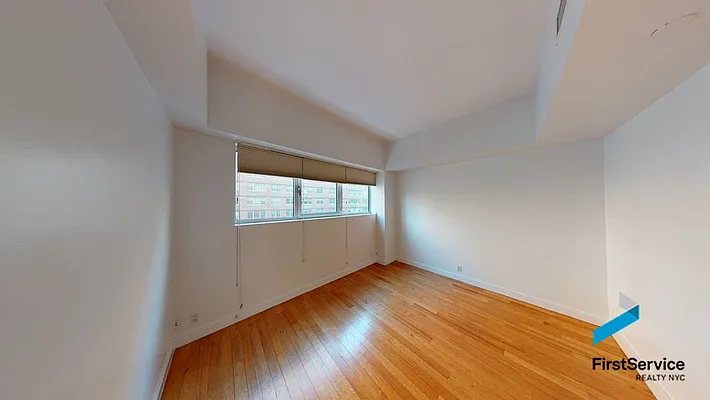 Rented by FirstService Realty (legacy) | media 4