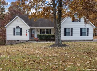 257 Van Dell Dr, Rock Spring, GA 30739