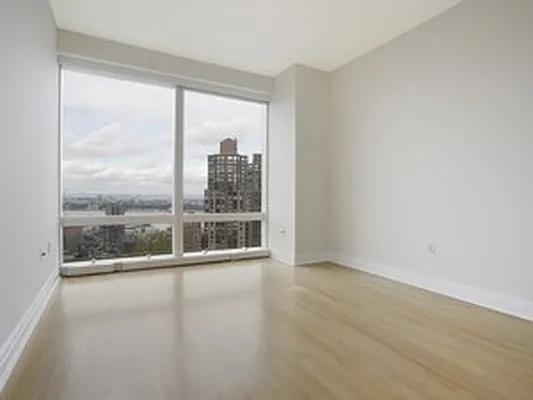 Rented by Corcoran | media 5