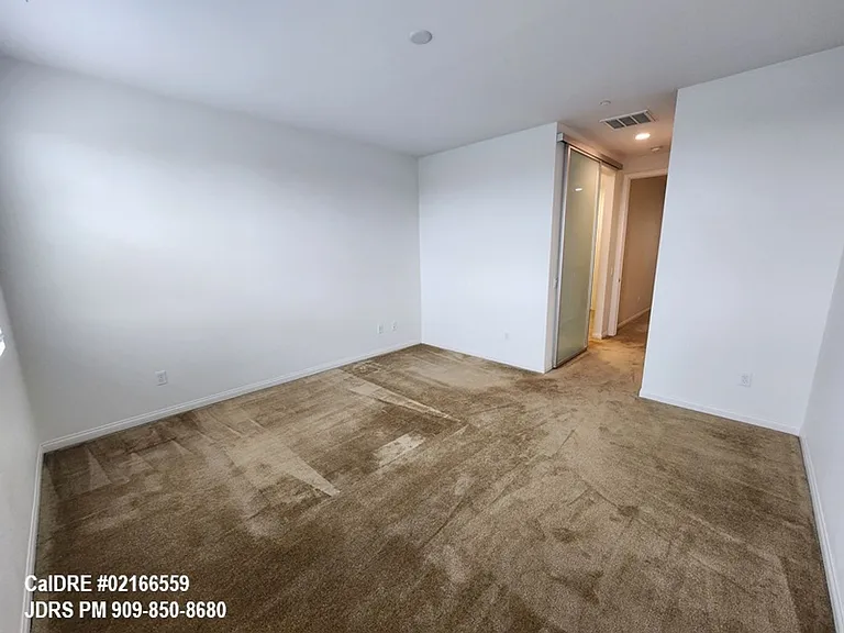 902 N Botanica Ln #D — Photo 11