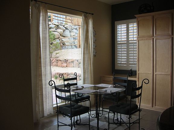 Inviting breakfast nook