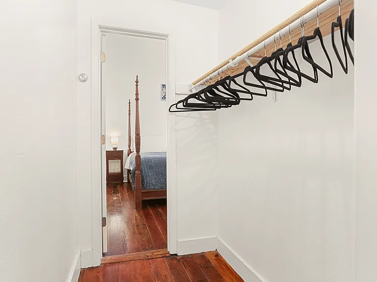 1124 Jackson Ave #1 — Photo 10