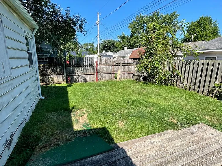 10 Grant St — Photo 16