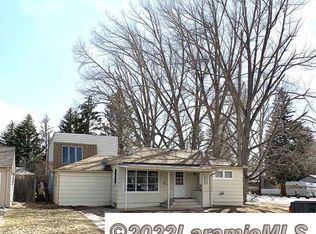 1502 E Park Ave, Laramie, WY 82070
