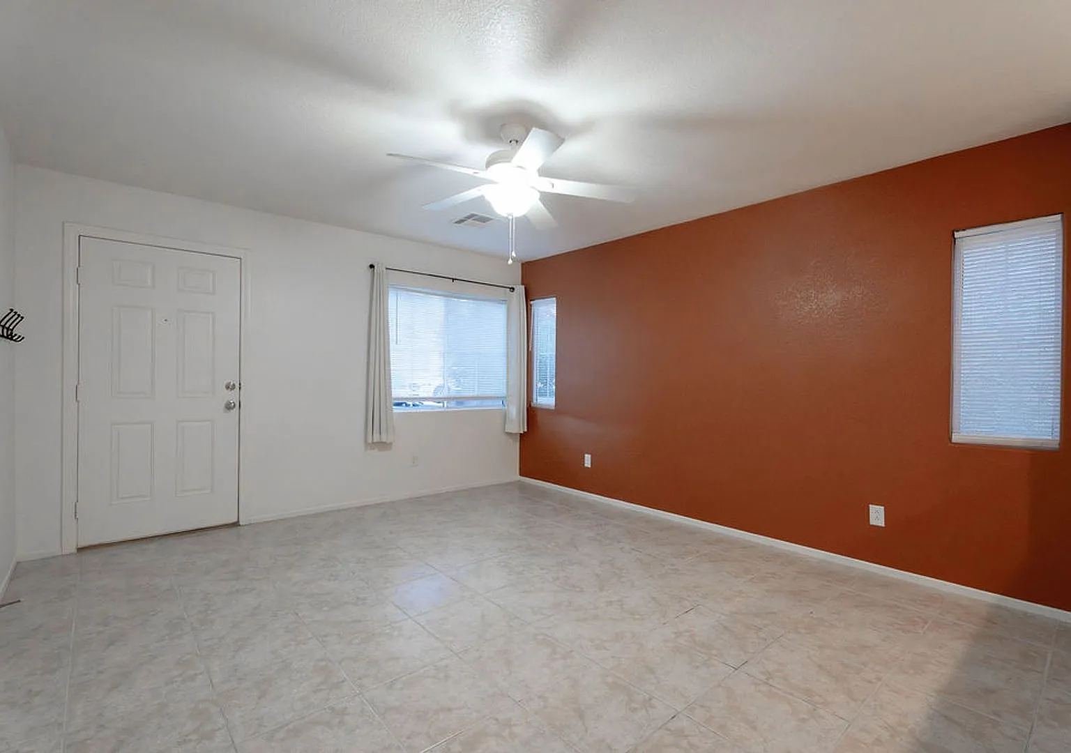 10380 Commanche Moon Avenue, Las Vegas, NV 89129 — Photo 4