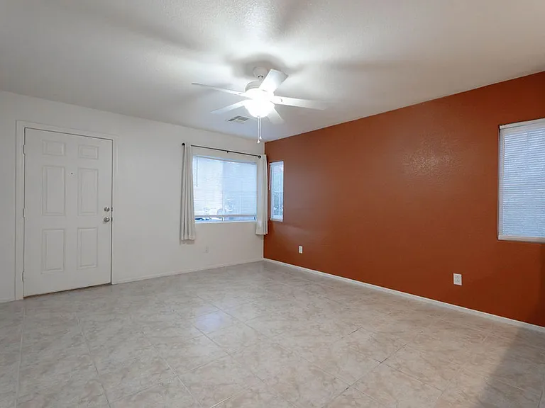 10380 Commanche Moon Ave — Photo 4