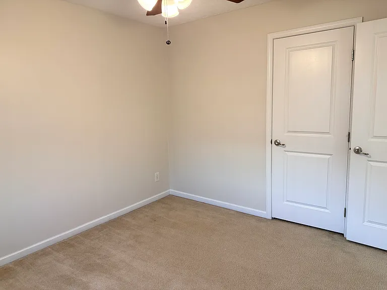 5055 Lake Forest Dr — Photo 20