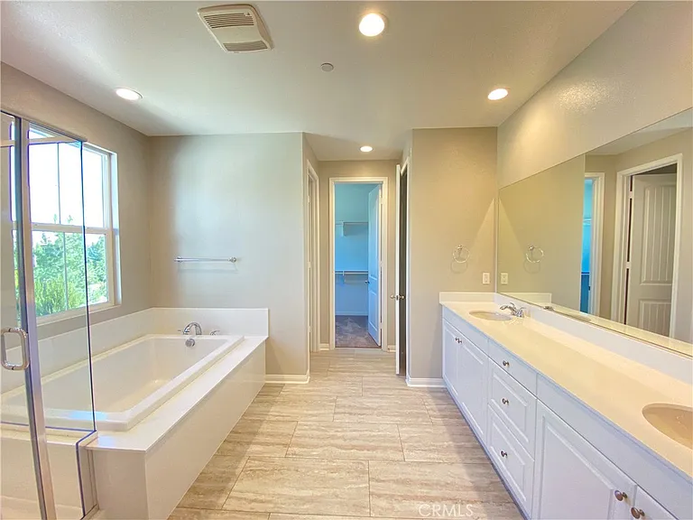 8790 Bay Laurel St — Photo 22