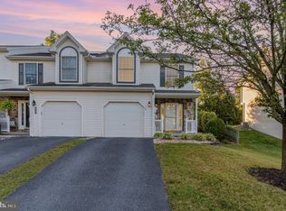 15 Keefer Way, Mechanicsburg, PA 17055
