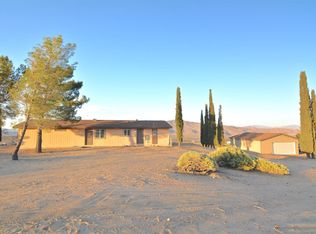 26130 Round Up Way, Apple Valley, CA 92308