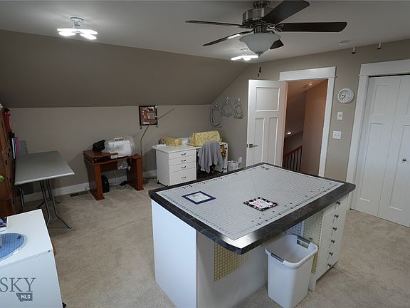 4th image of 56 King Meadows Ln