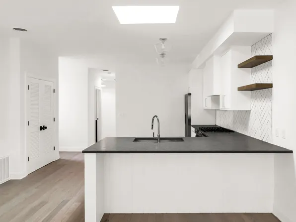 17 W Front St, Red Bank, NJ 07701