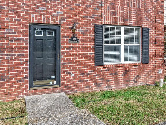 4th image of 1114 Waggoner Ct W