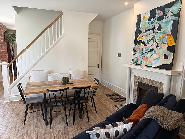 745-747 S 6th St — Photo 5