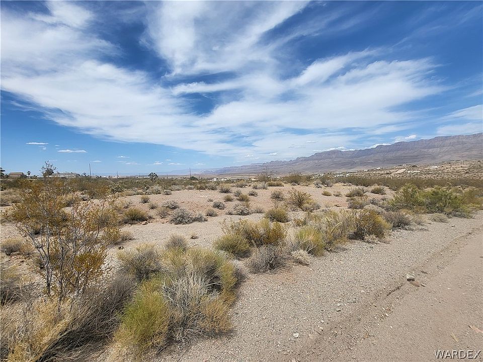2nd image of 695 E Meadview Boulevard