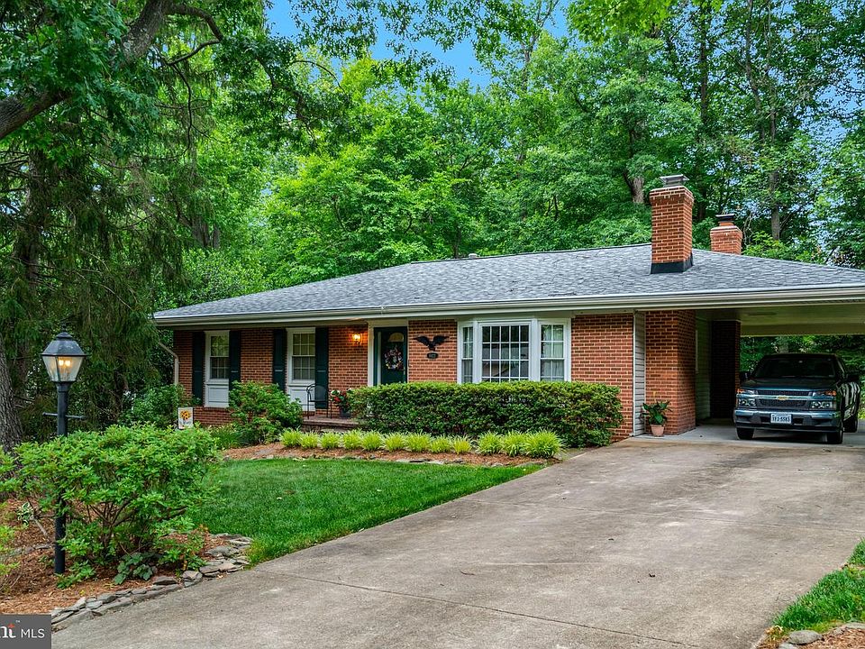 1st image of 8422 Georgian Way