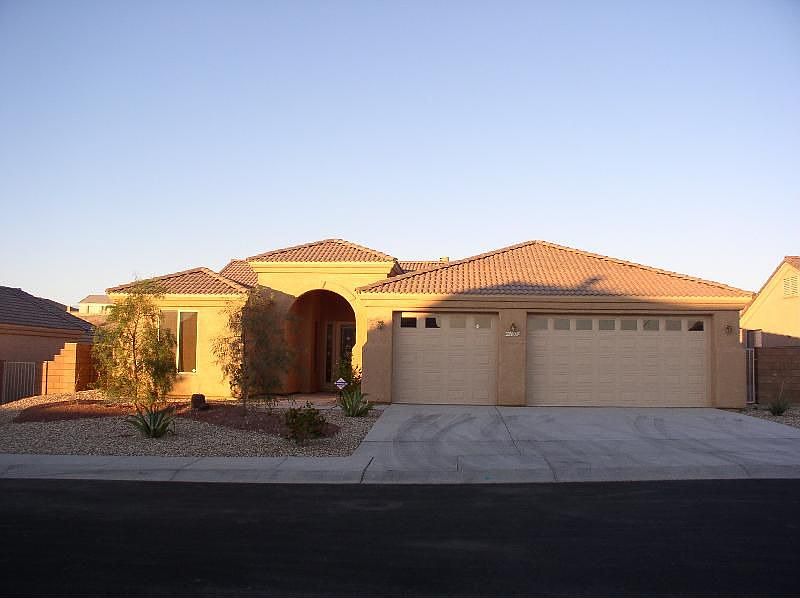 1st image of 1072 Desert Nights Ln
