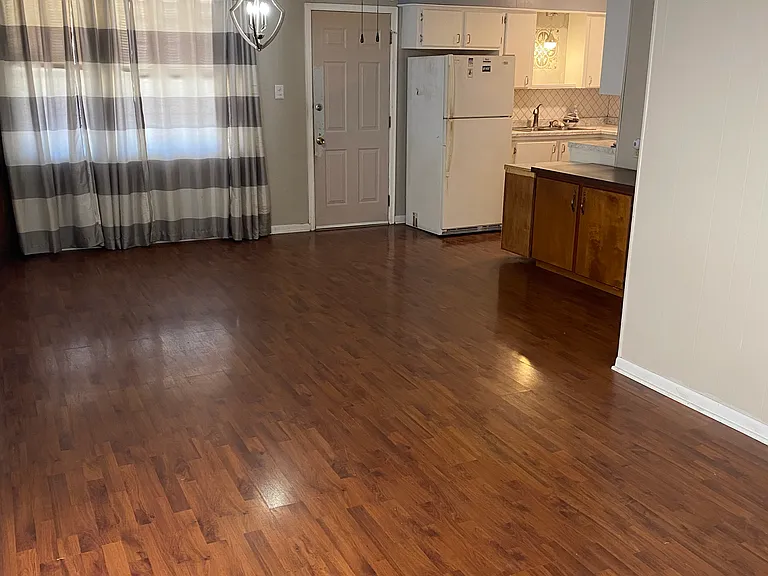 334 Pine Ave — Photo 11