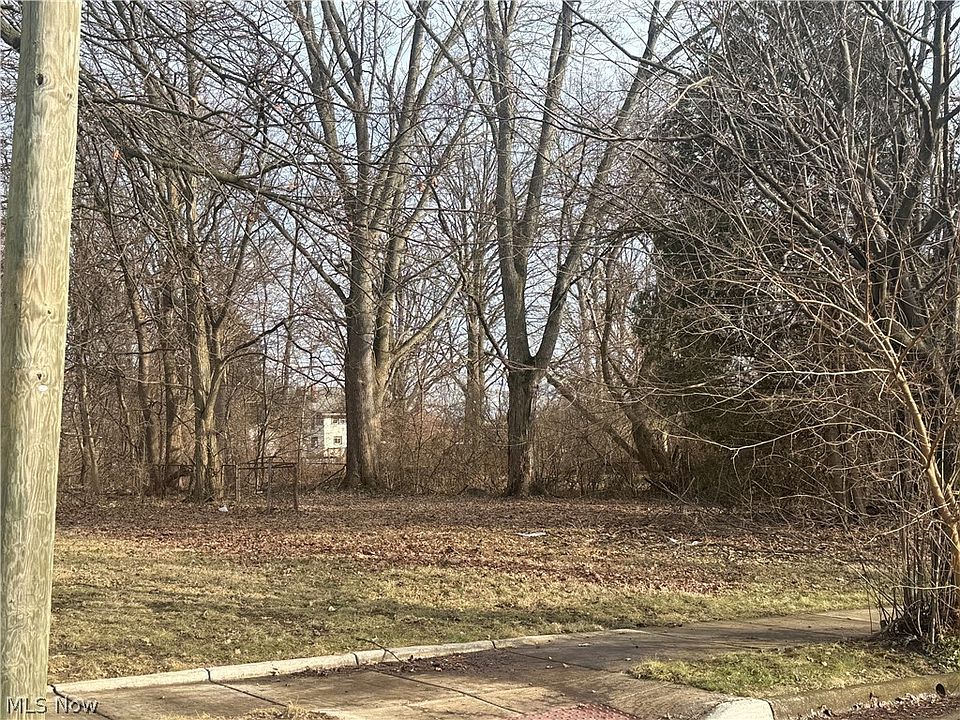 2nd image of Washburn St