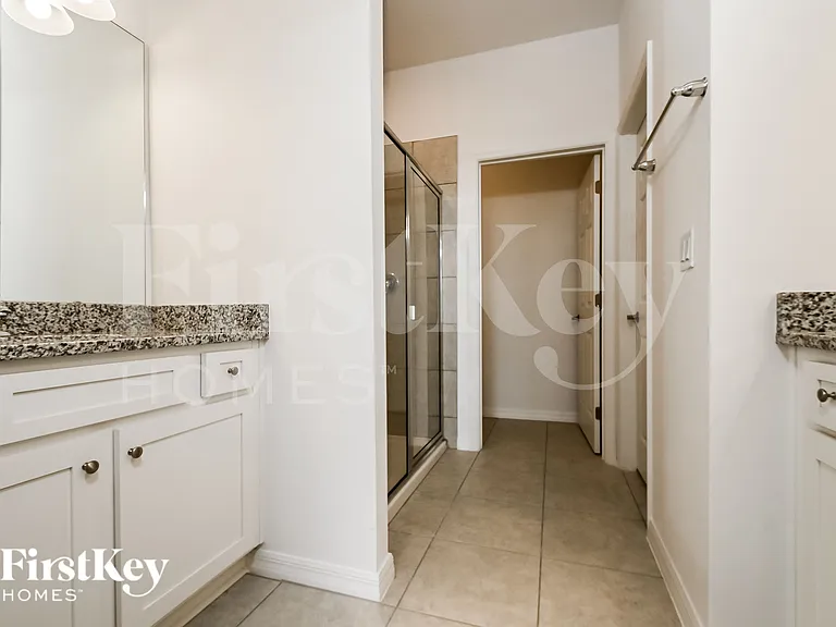 217 Windsor Reserve Dr — Photo 10