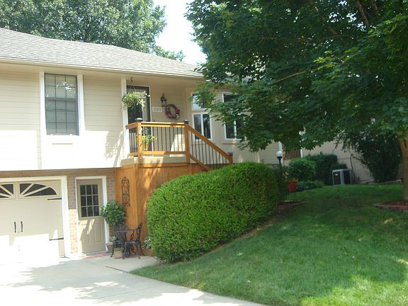 4th image of 309 SE Bristol Dr