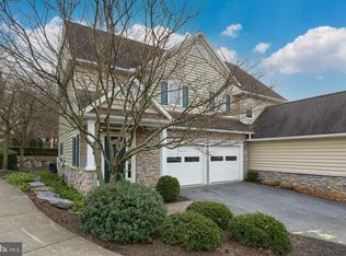302 Wendover Way, Lancaster, PA 17603