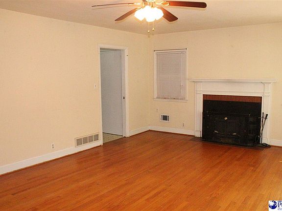2nd image of 1813 Clarkston Dr