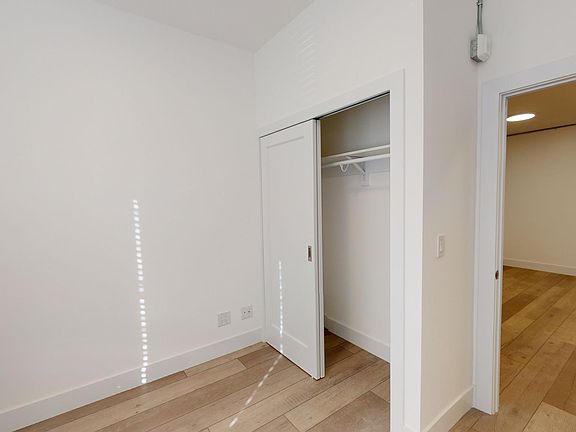 3rd image of 1408 California St #305C