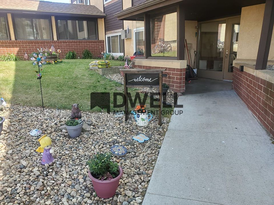 1st image of 200 10th Ave E #110