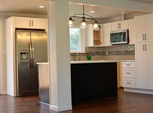 18415 73rd Ave W, Edmonds, WA 98026