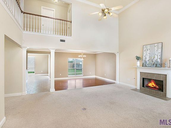 2nd image of 36333 Maple Leaf Ave