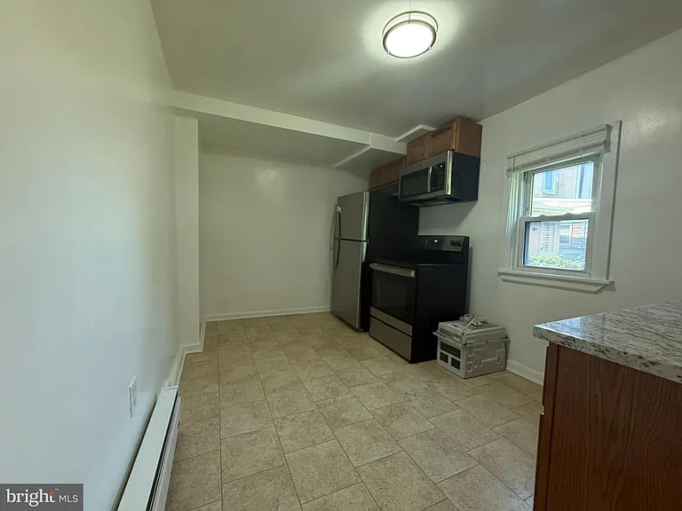 2 W 2nd St #3 — Photo 13