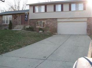4010 Starlight Cir, Dayton, OH 45415