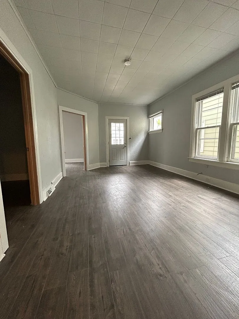 1419 21st Street — Photo 1