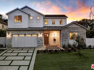 4241 Woodcliff Rd, Sherman Oaks, CA 91403