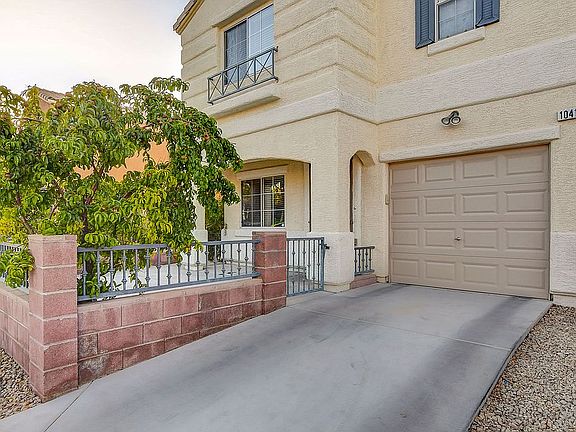 5th image of 10416 Dark Sands Ave