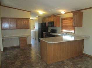 3490 Nottingham Dr, Northville, MI 48167