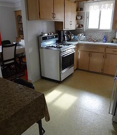5th image of 2827 Norris Ave