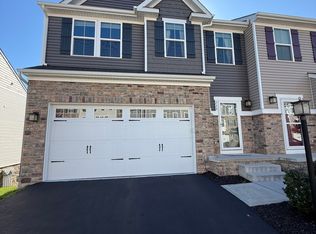 228 Cranesbill Dr, Mars, PA