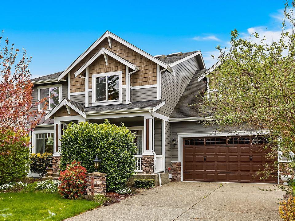 1st image of 10707 176th Ave E