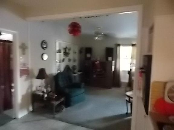 2nd image of 1221 Vernon Dr