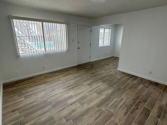 2nd image of 2121 Park Way #5