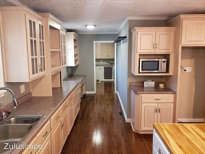 1st image of 1409 Oakwood Trl